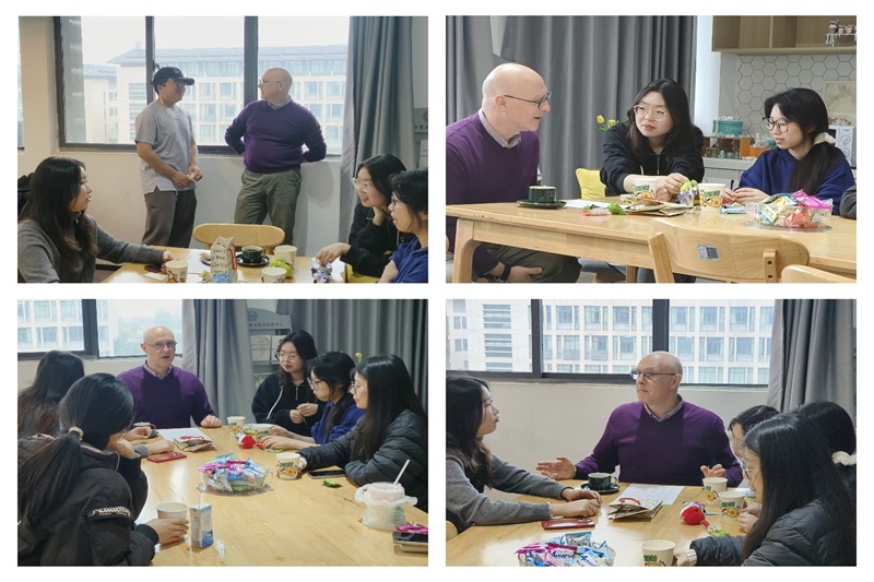 图为 同学们分享过程.jpg