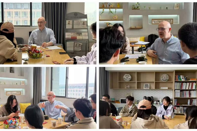 图为 Russell开场问候同学近况.jpg