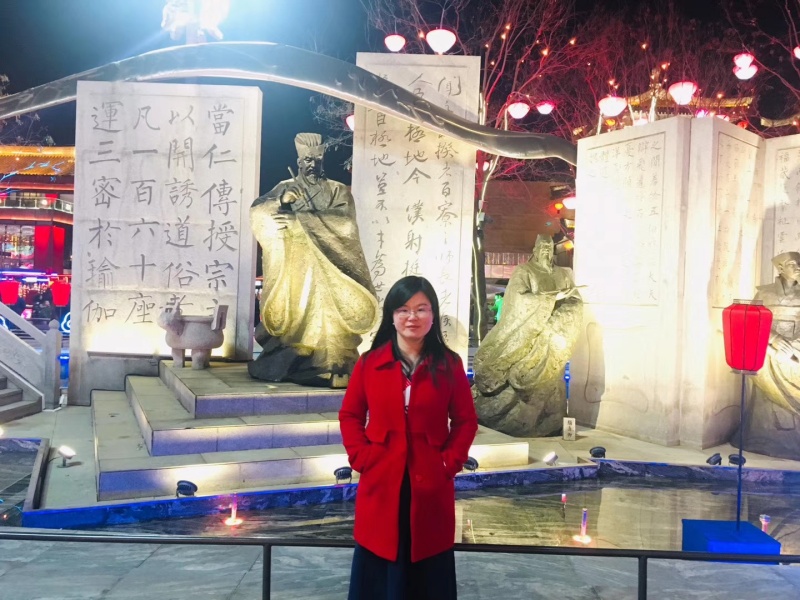 李向楠网站照片.jpg