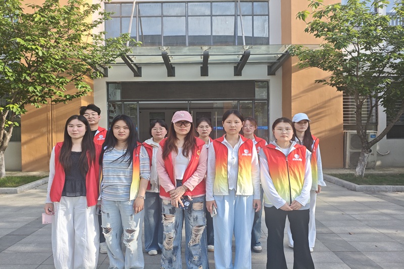 活动合照.jpg