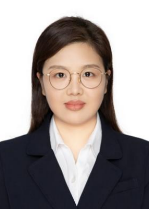 李菲.png