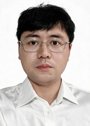 倪程鹏照片_副本.png