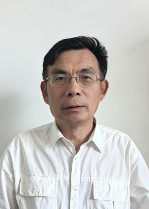 罗从文证件照副本.jpg