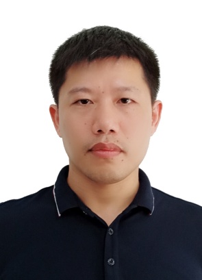 叶闻证件照_副本.jpg