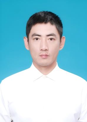 奚峰证件照副本.jpg