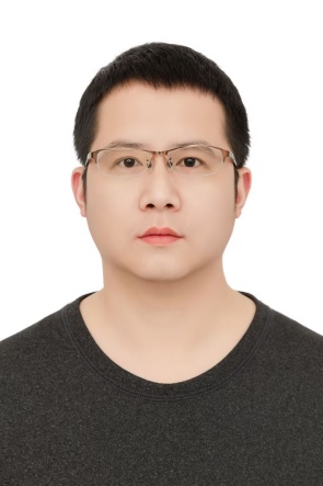 马乐证件照_副本.jpg