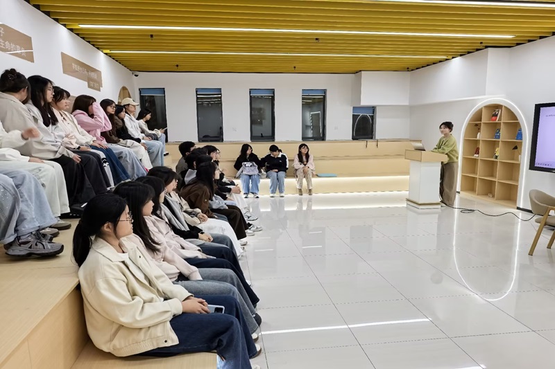 图为互动答疑.jpg
