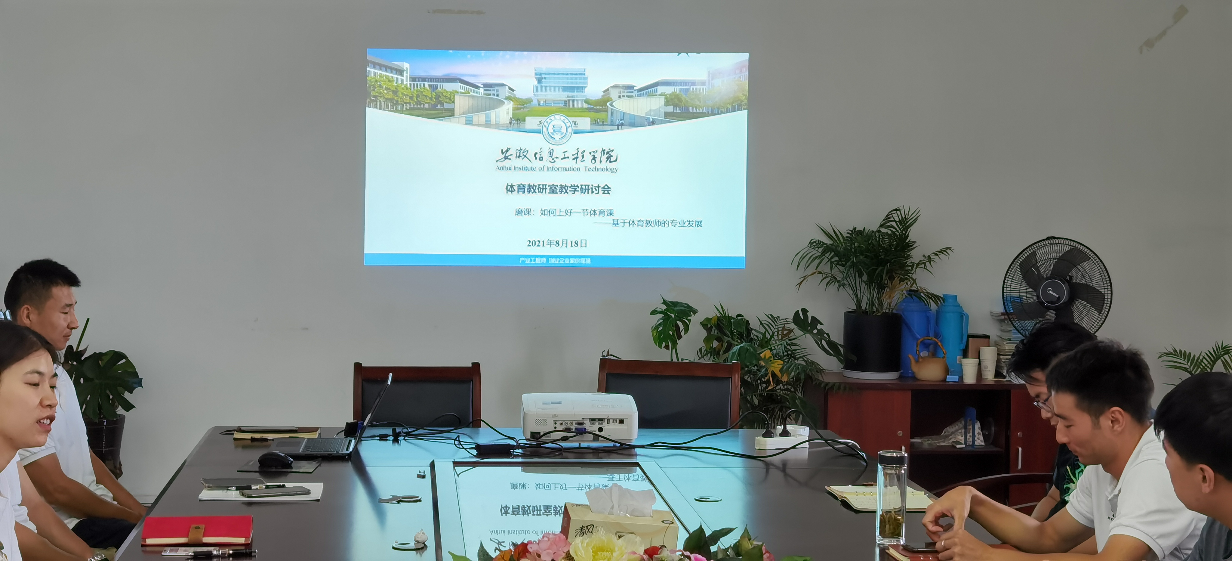 N`QC6Z~XMF}5}M@UG4@Y[OF.jpg N`QC6Z~XMF}5}M@UG4@Y[OF.jpg