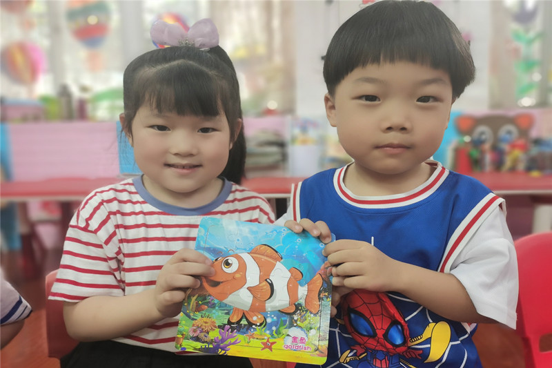 小朋友留影.jpg 小朋友留影.jpg